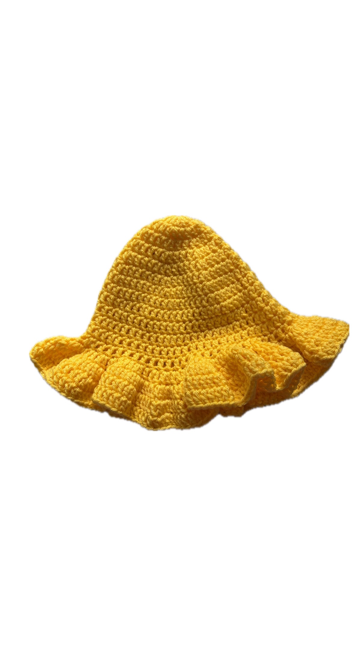 BANANA ruffle hat